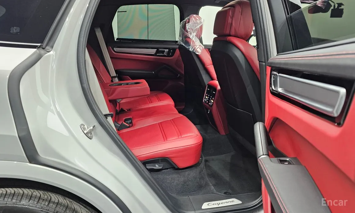 Фото 12 - Porsche Cayenne