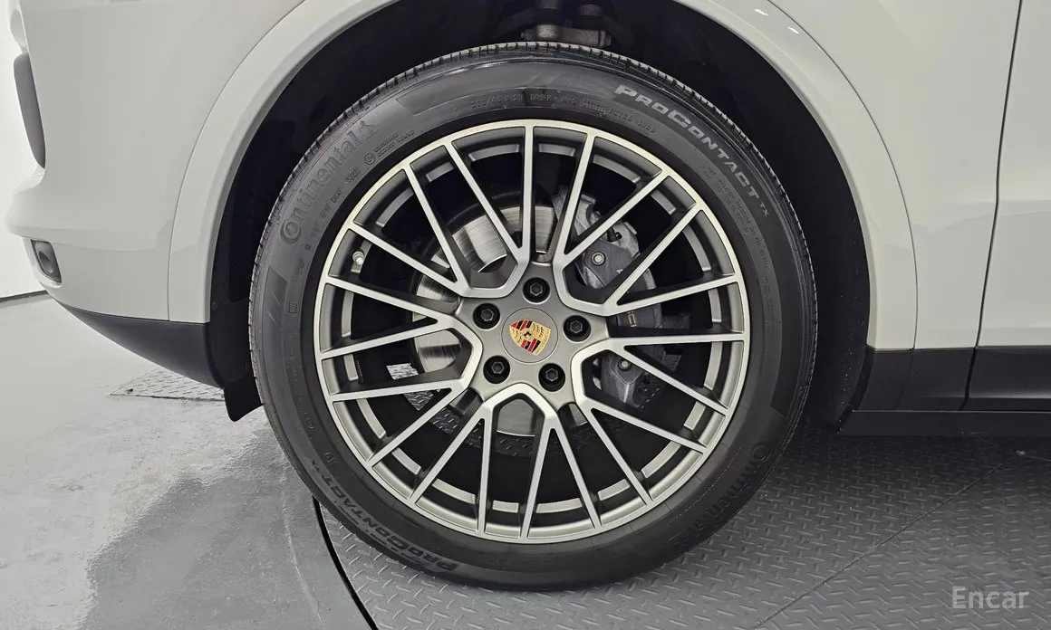 Фото 5 - Porsche Cayenne