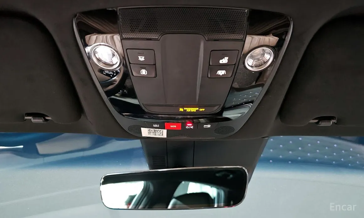 Photo 18 - Kia K8