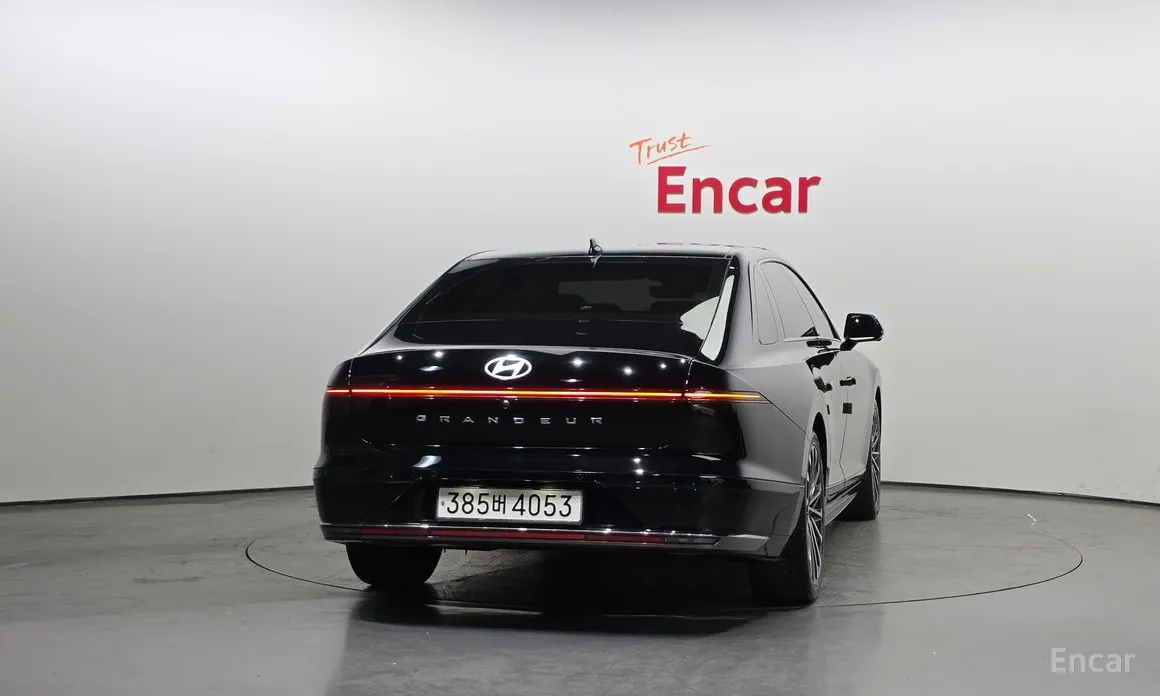 Фото 4 - Hyundai Grandeur