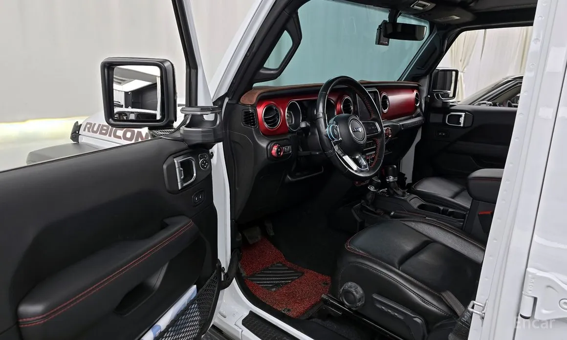 Фото 10 - Jeep Wrangler