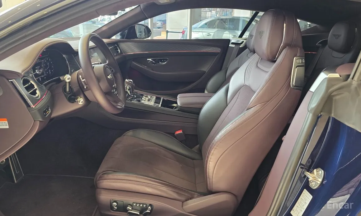 Фото 8 - Bentley Continental GT