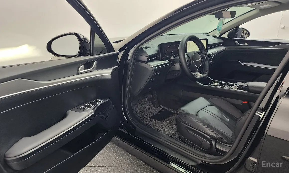 Фото 10 - Kia K5