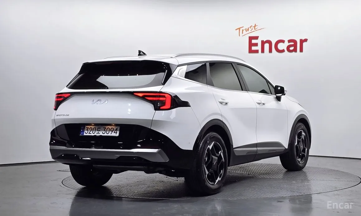 Фото 2 - Kia Sportage