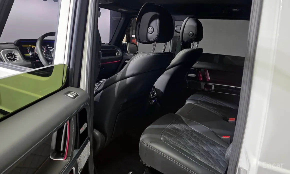 Фото 11 - Mercedes-Benz G-Class