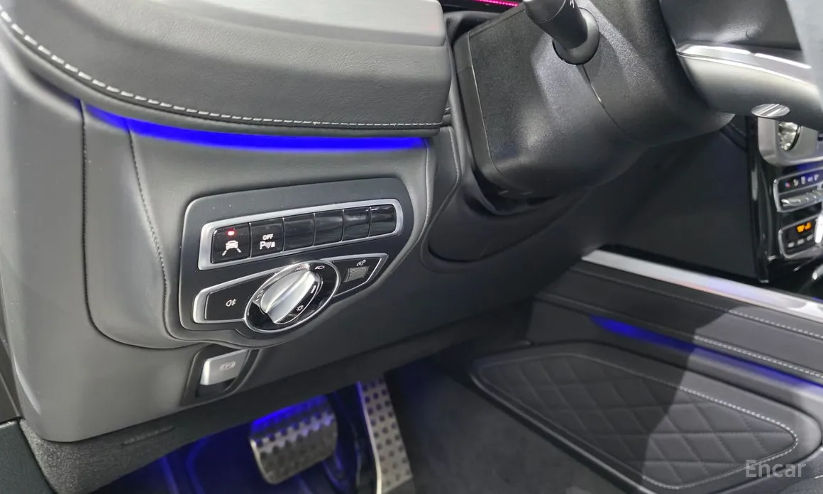 Фото 16 - Mercedes-Benz G-Class