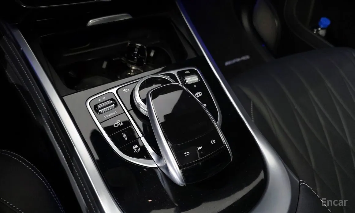 Фото 18 - Mercedes-Benz G-Class