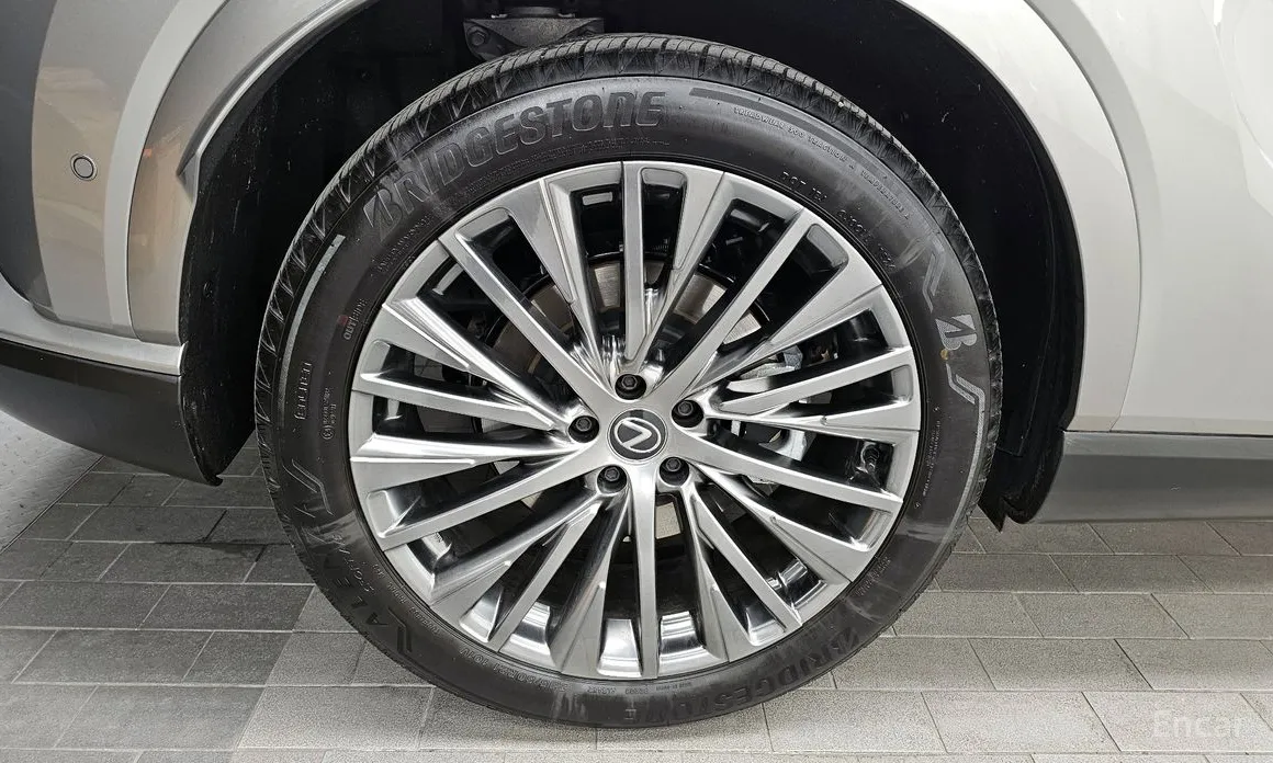 Фото 5 - Lexus RX