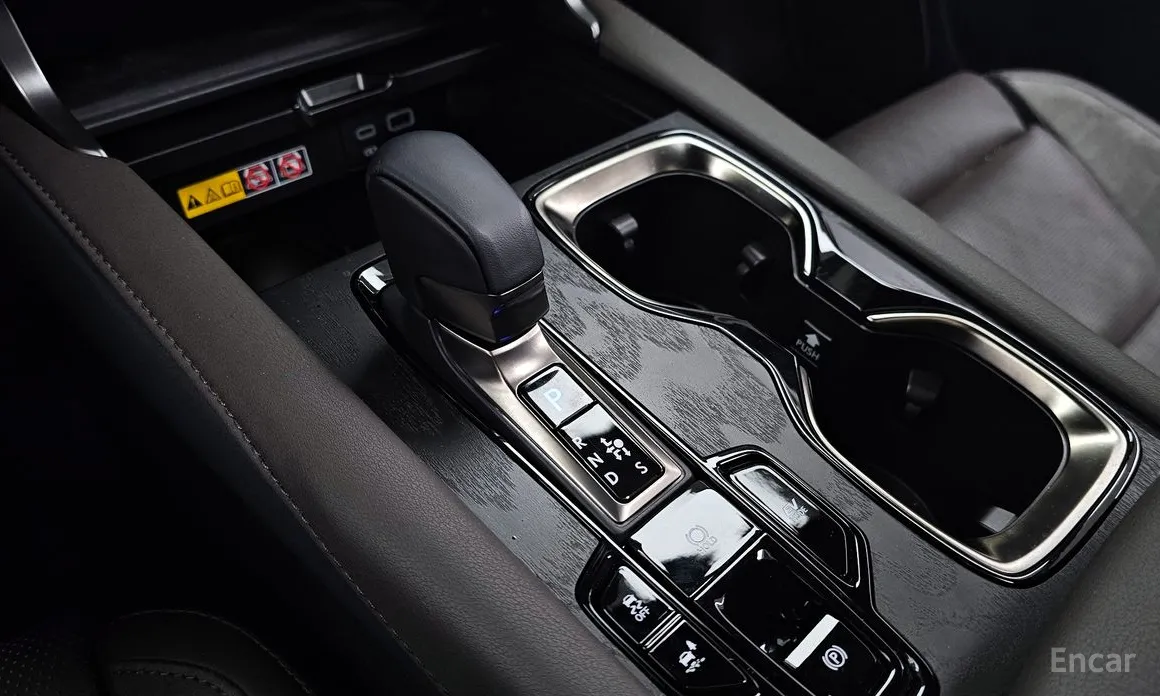 Фото 9 - Lexus RX