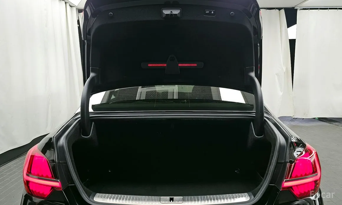 Фото 20 - Kia K9