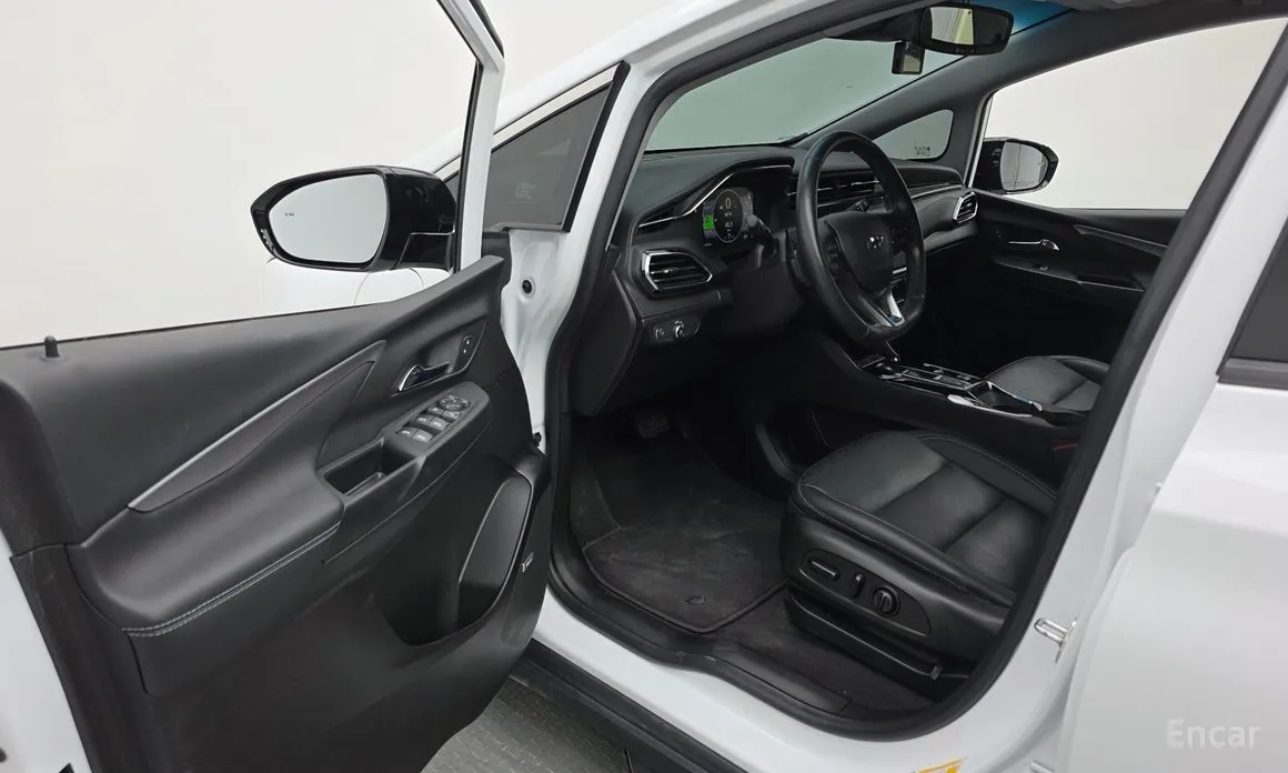 Фото 10 - Chevrolet Bolt EV