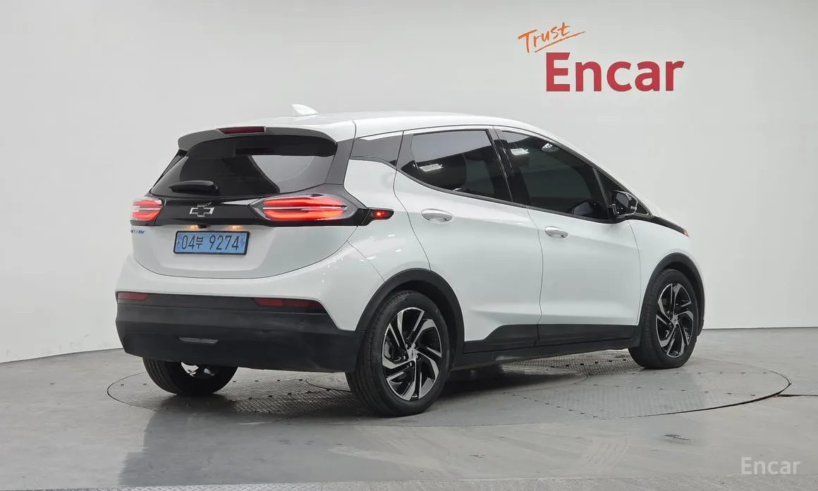 Фото 2 - Chevrolet Bolt EV