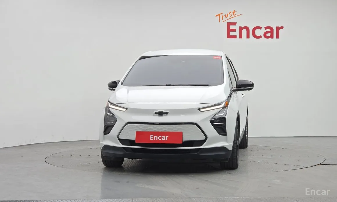 Фото 3 - Chevrolet Bolt EV