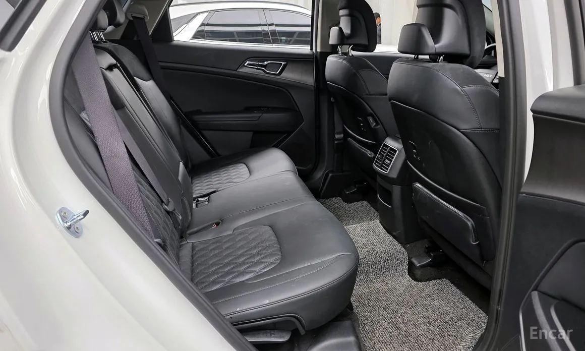 Фото 12 - Kia Sportage