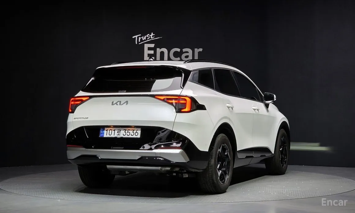 Фото 2 - Kia Sportage