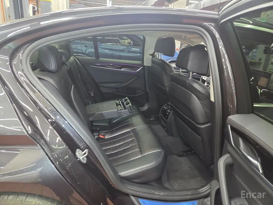 Фото 4 - BMW 5 Series