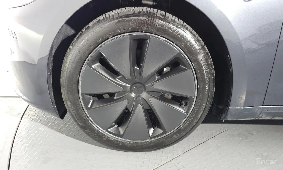 Фото 5 - Tesla Model 3