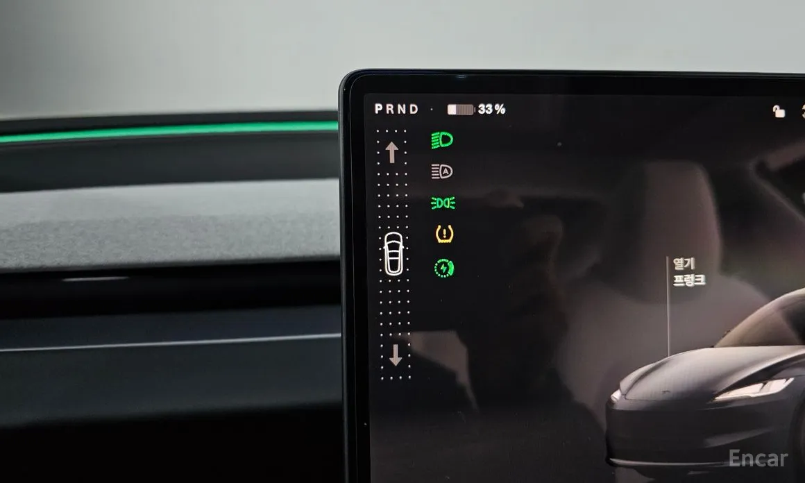 Фото 9 - Tesla Model 3