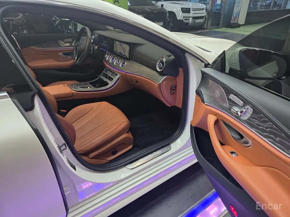 Фото 12 - Mercedes-Benz CLS-Class