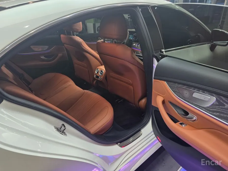 Фото 13 - Mercedes-Benz CLS-Class