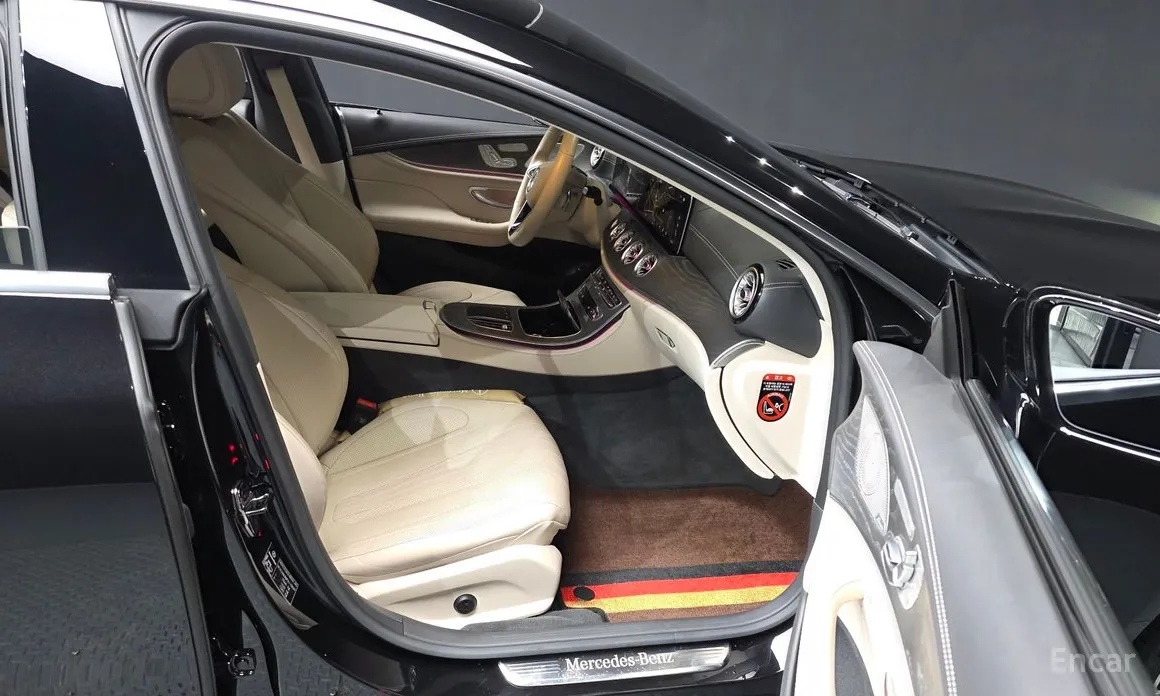 Фото 11 - Mercedes-Benz CLS-Class