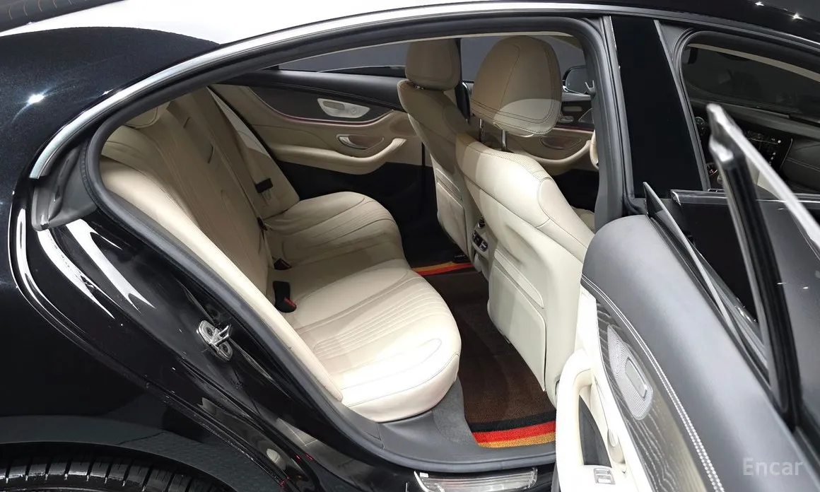 Фото 12 - Mercedes-Benz CLS-Class