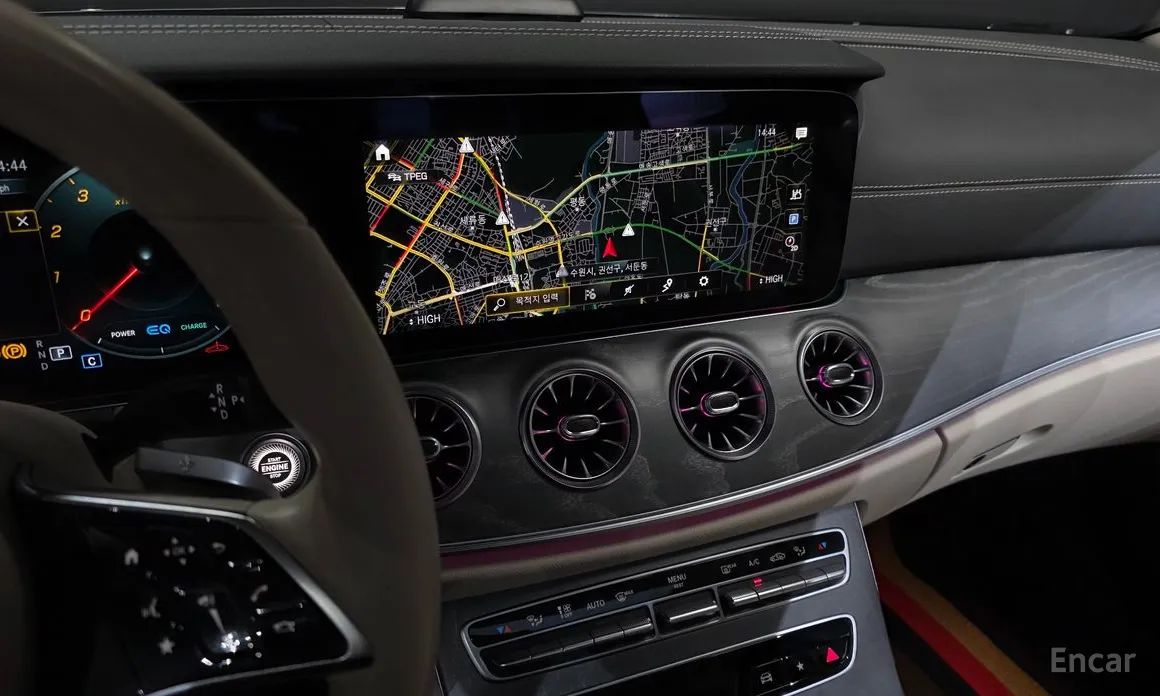 Фото 14 - Mercedes-Benz CLS-Class