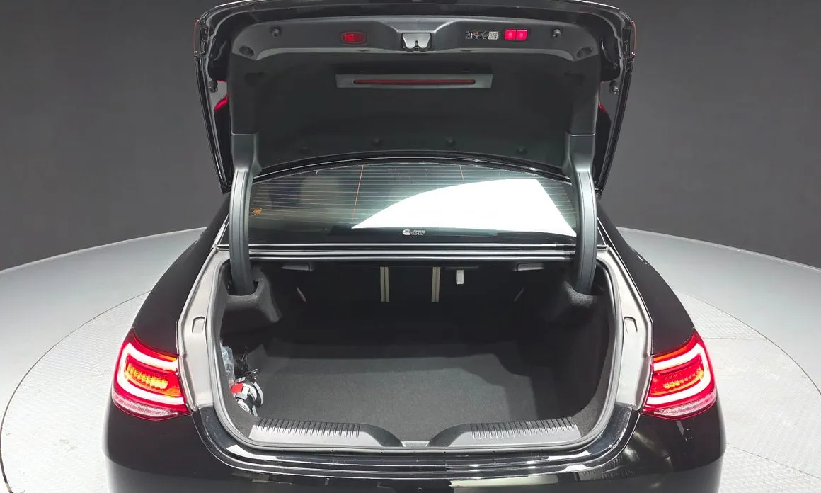 Фото 20 - Mercedes-Benz CLS-Class