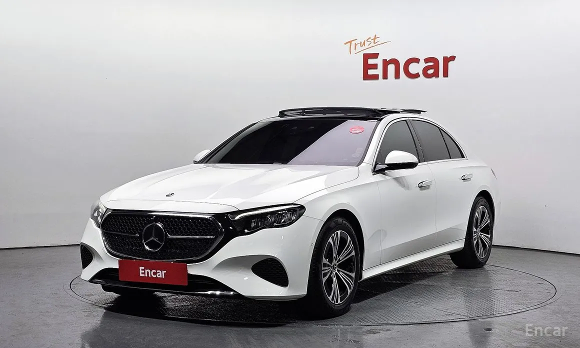 Фото 1 - Mercedes-Benz E-Class