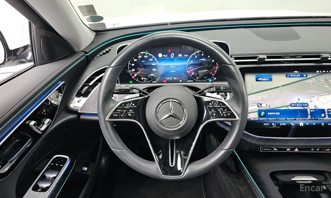 Фото 14 - Mercedes-Benz E-Class