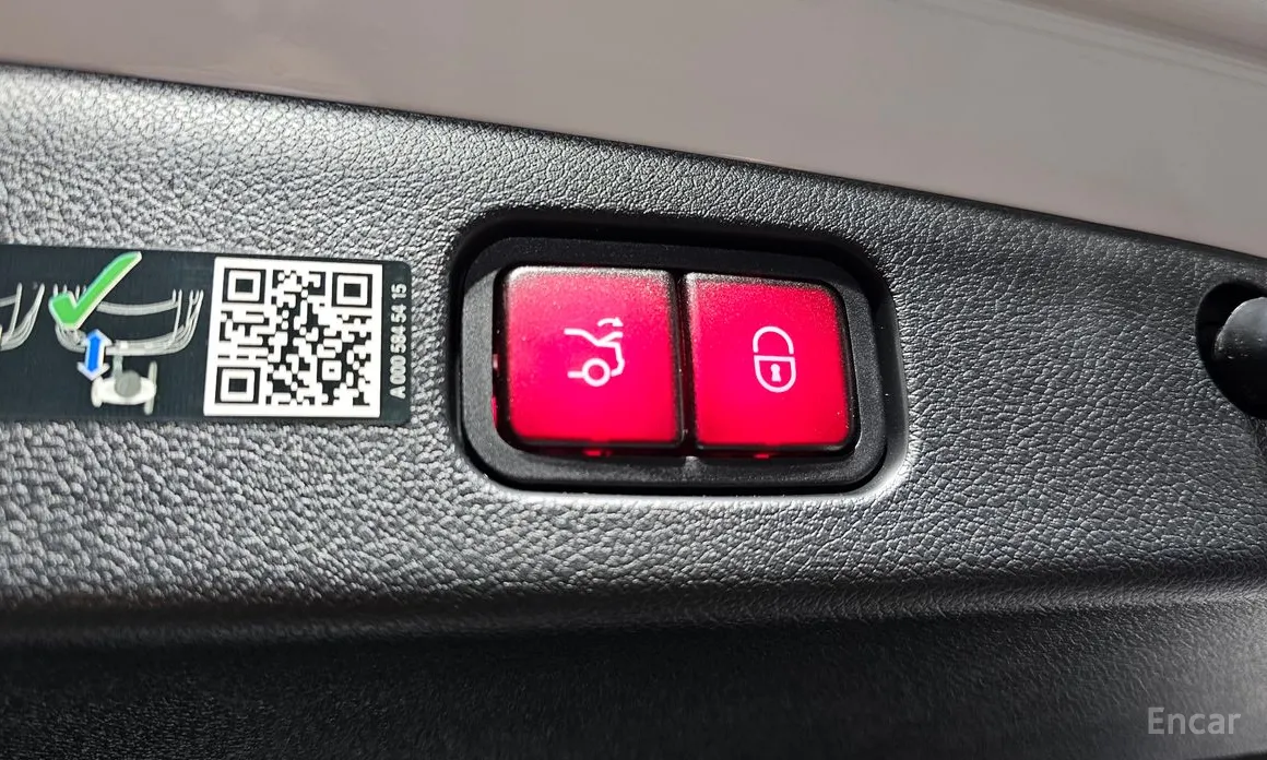 Фото 20 - Mercedes-Benz E-Class