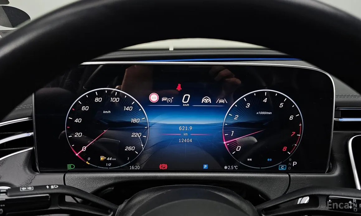 Фото 8 - Mercedes-Benz E-Class