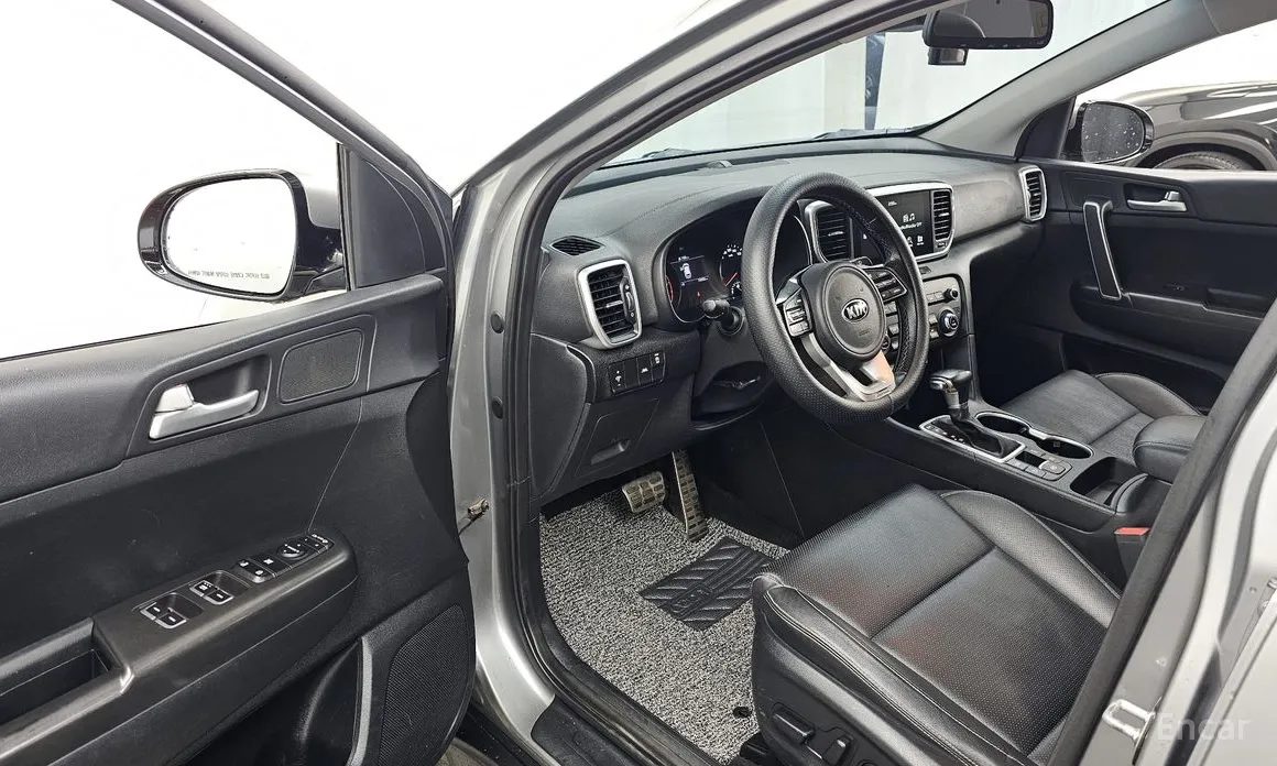 Фото 10 - Kia Sportage