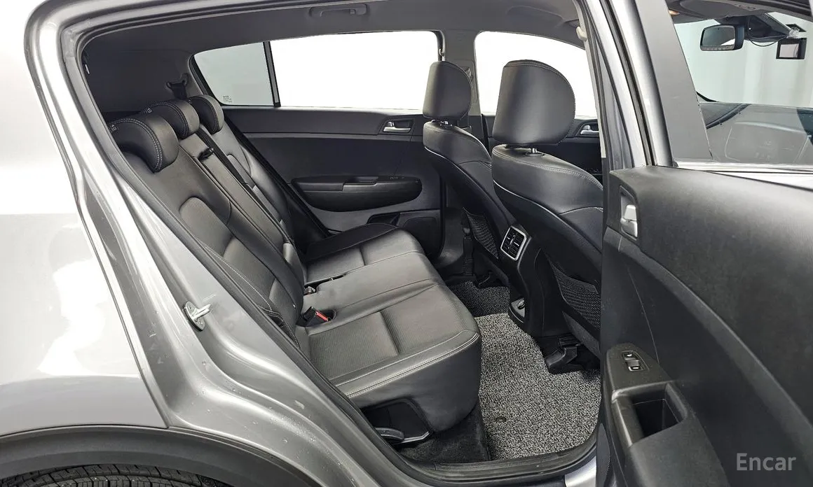 Фото 12 - Kia Sportage