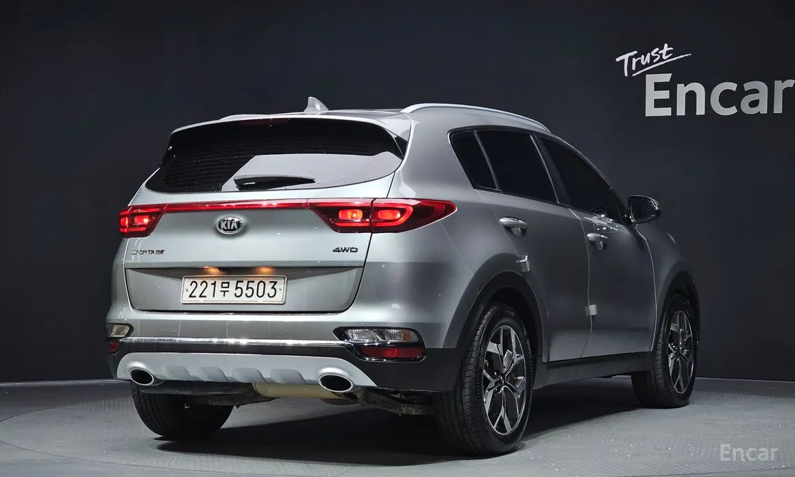 Фото 2 - Kia Sportage