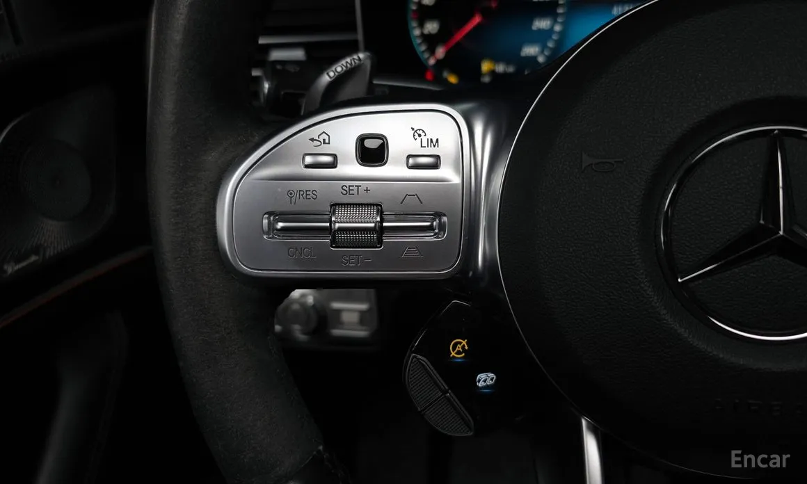 Фото 16 - Mercedes-Benz GLE-Class