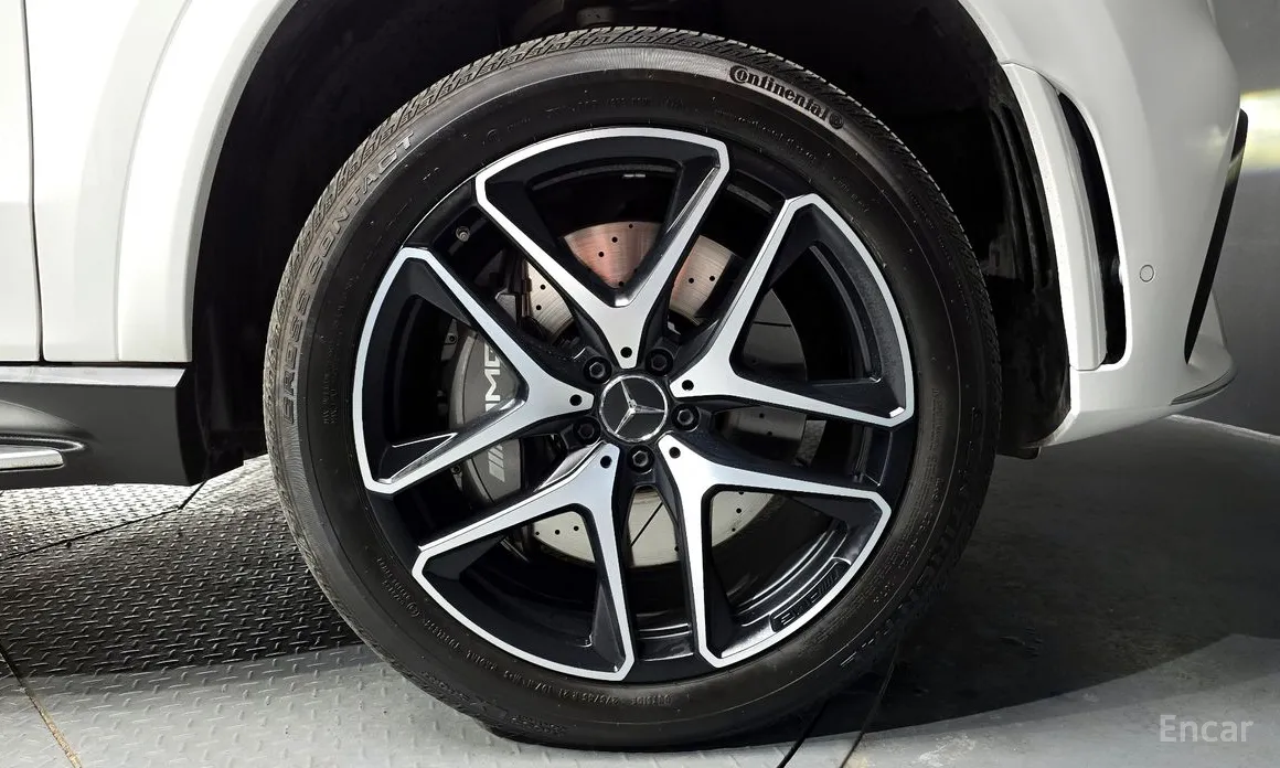 Фото 5 - Mercedes-Benz GLE-Class