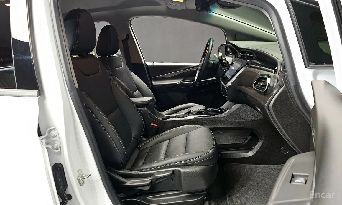 Фото 10 - Chevrolet Bolt EV