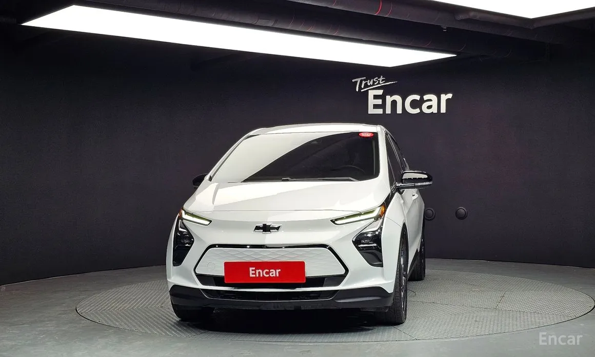 Фото 3 - Chevrolet Bolt EV