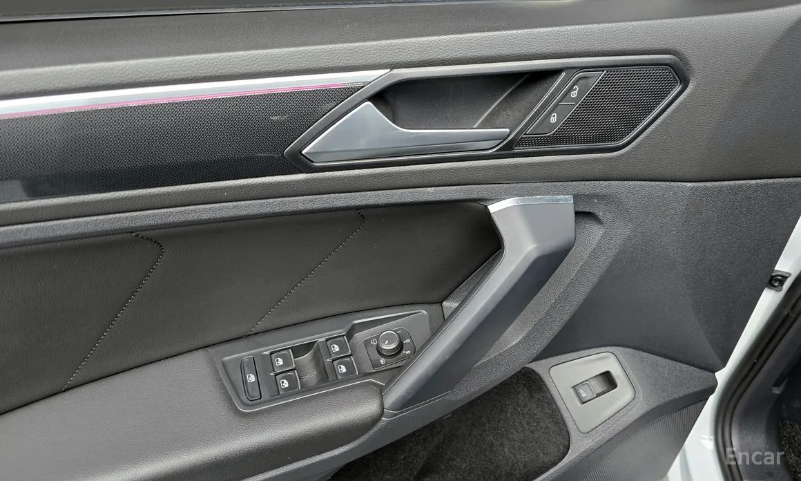 Фото 14 - Volkswagen Tiguan