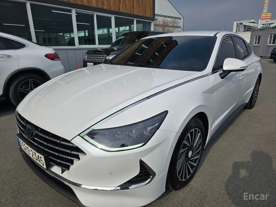 Фото 1 - Hyundai Sonata