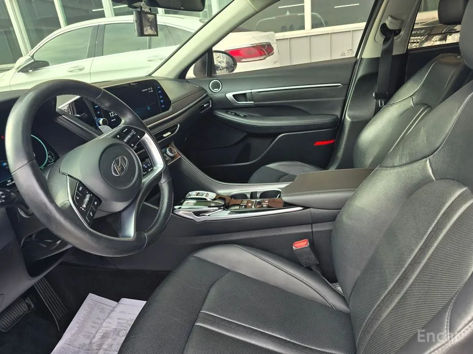 Фото 10 - Hyundai Sonata