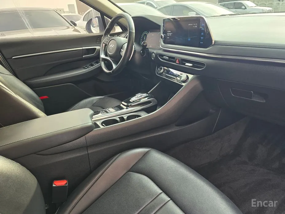 Фото 11 - Hyundai Sonata