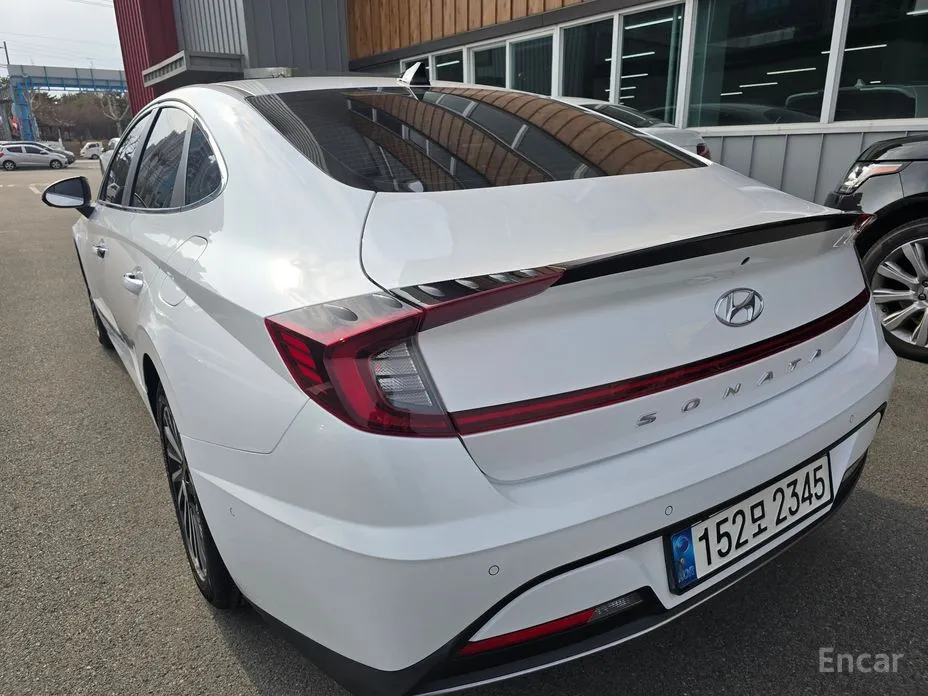 Фото 17 - Hyundai Sonata