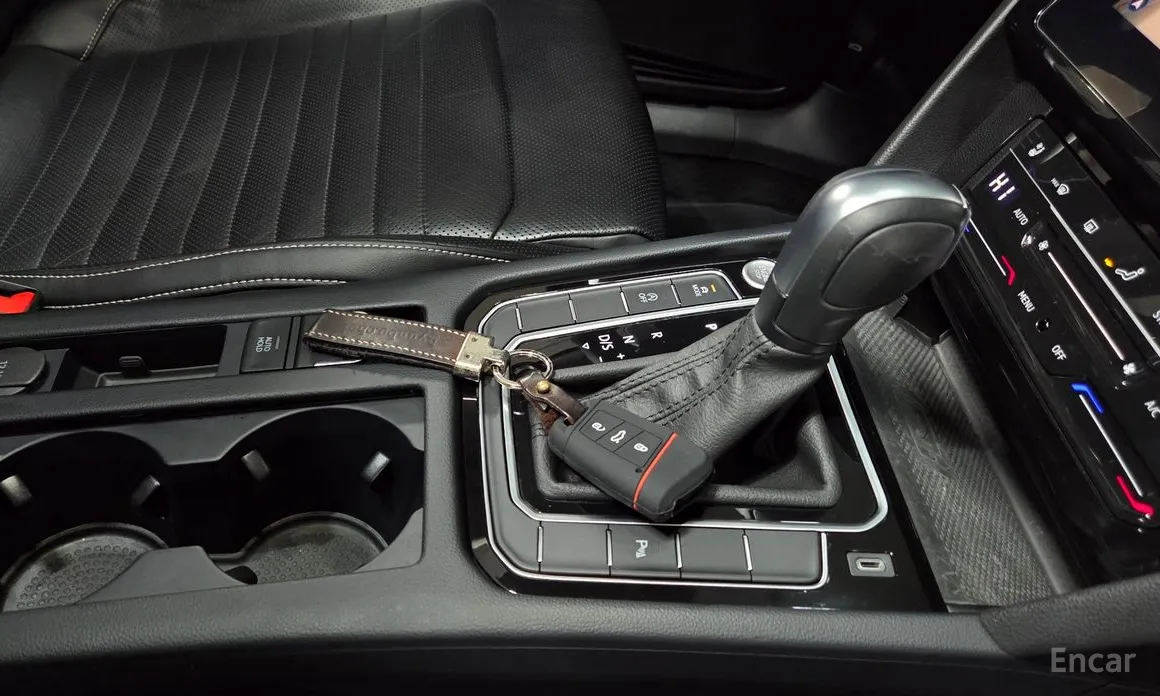 Фото 11 - Volkswagen Passat