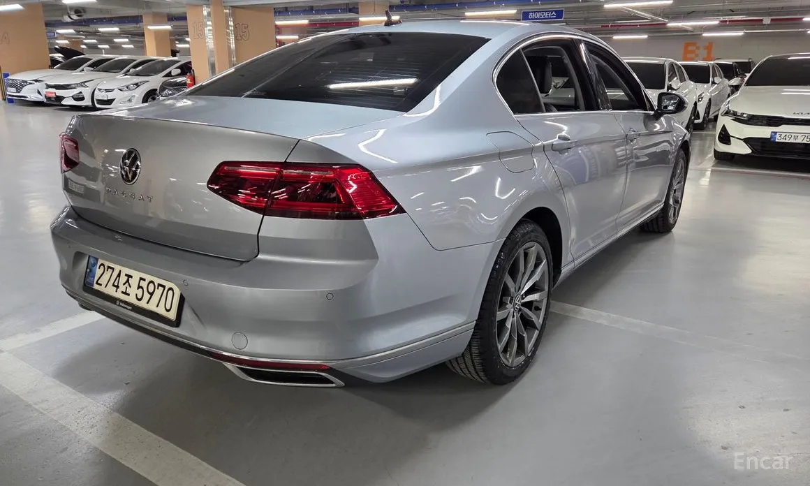 Фото 5 - Volkswagen Passat
