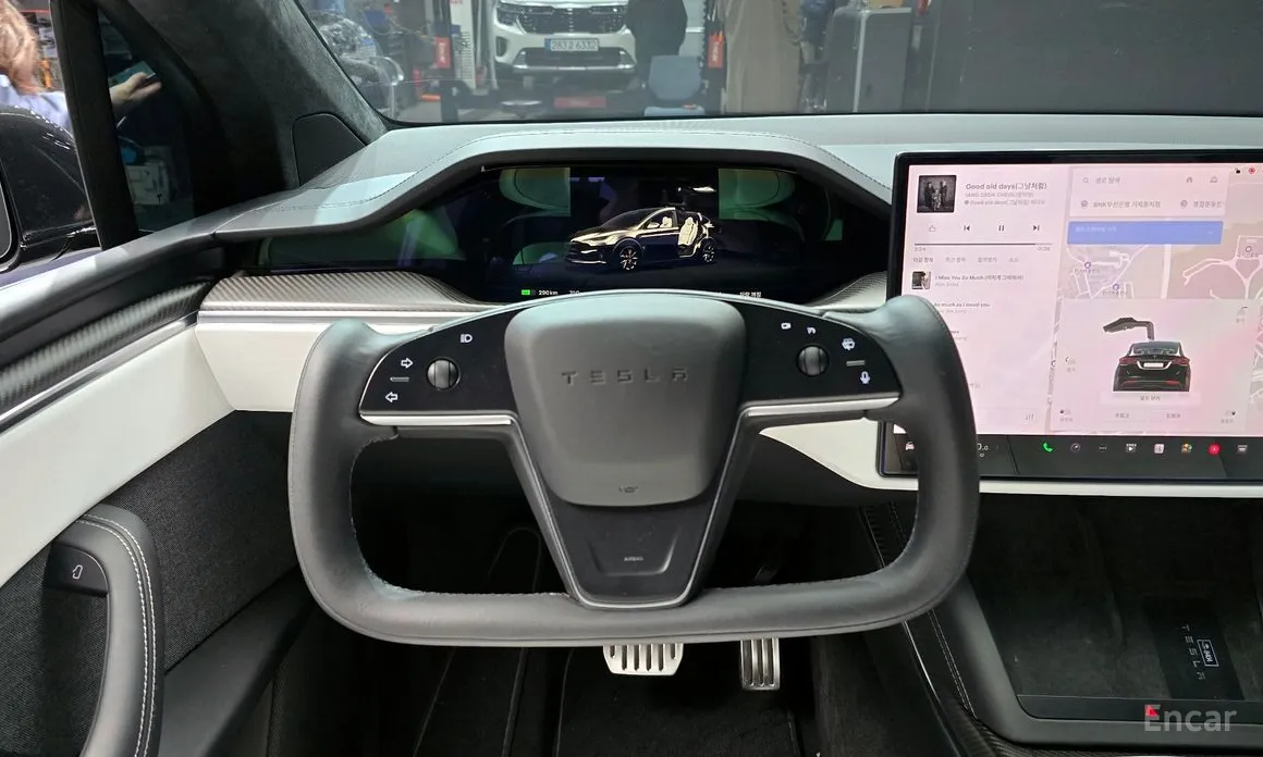 Фото 13 - Tesla Model X