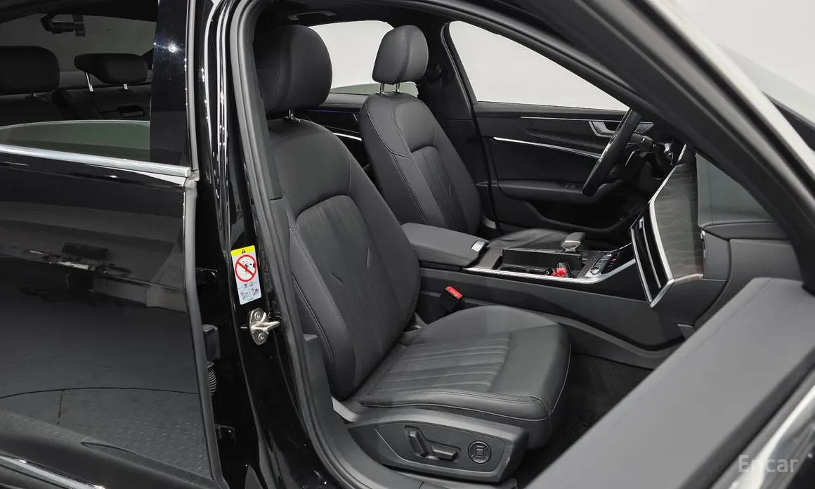 Фото 10 - Audi A6