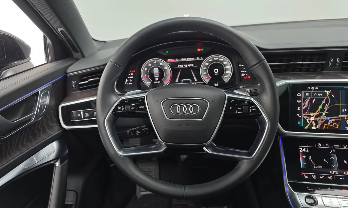 Фото 13 - Audi A6