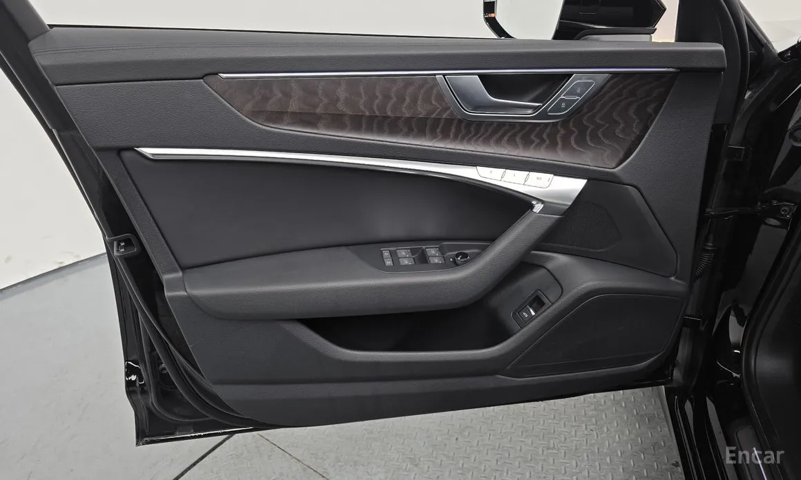 Фото 18 - Audi A6